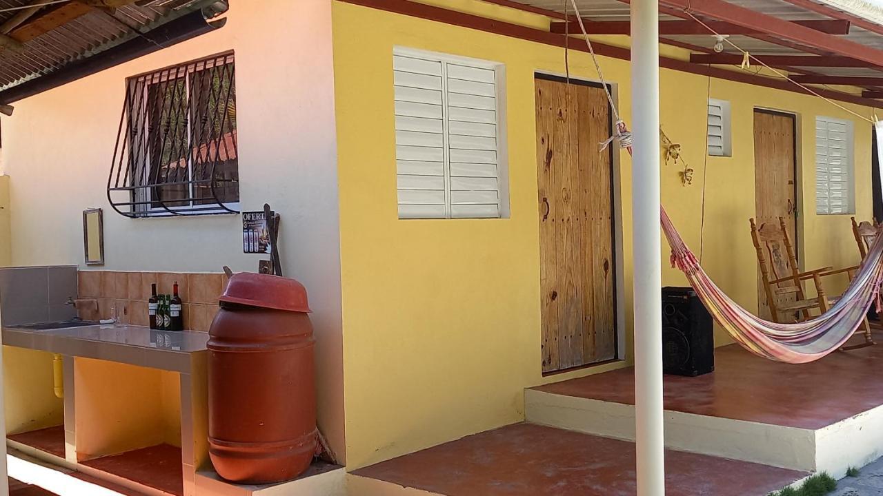 Conrado'S Guesthouse B&B Las Avispas Exterior foto